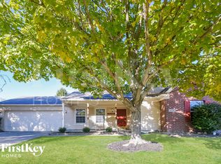 8492 Salatheal Ct, Fishers, IN