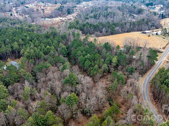 3rd image of 4753 John Berry Rd