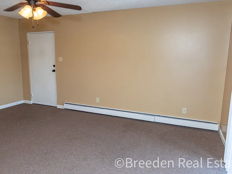 239 Maple St #301-A — Photo 4