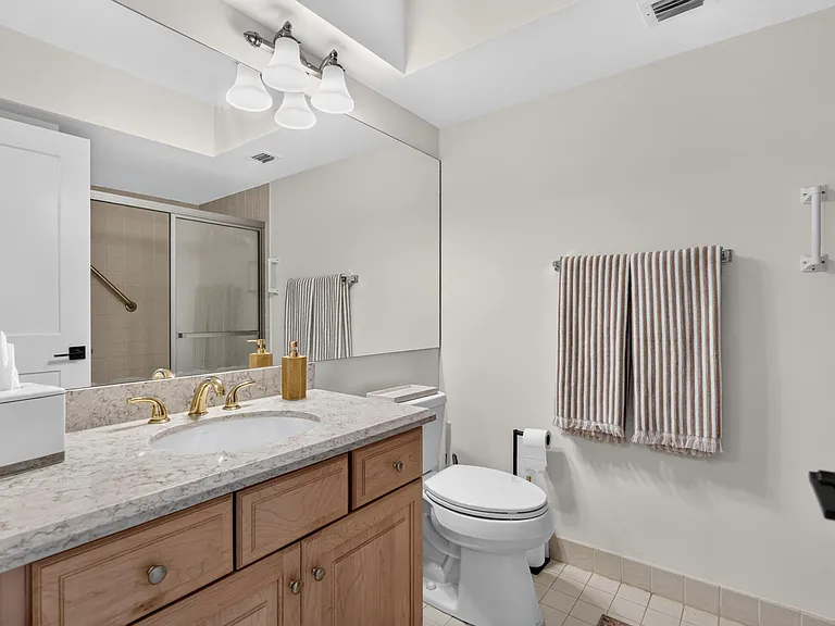 302 Brackenwood Cir — Photo 11