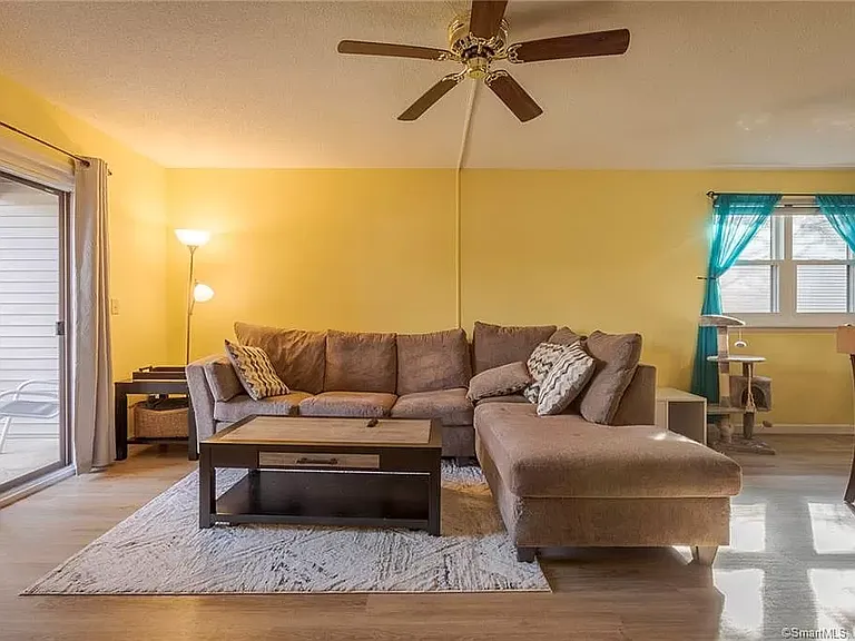 601 Twin Circle Dr #601 — Photo 8