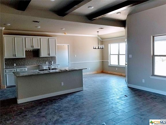 3rd image of 2706 Paisley Dr