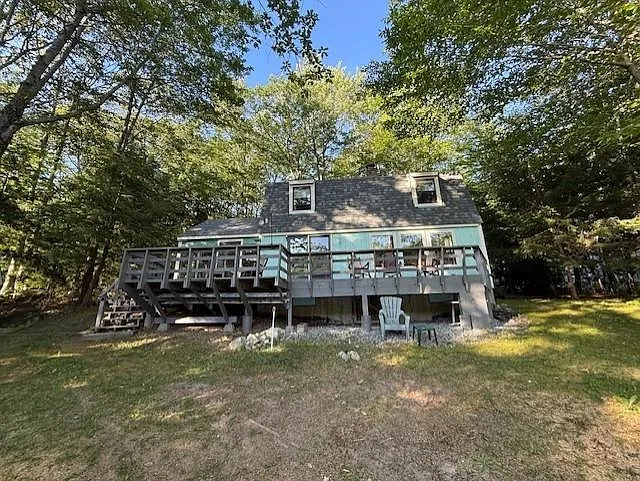 319 Chalk Pond Rd