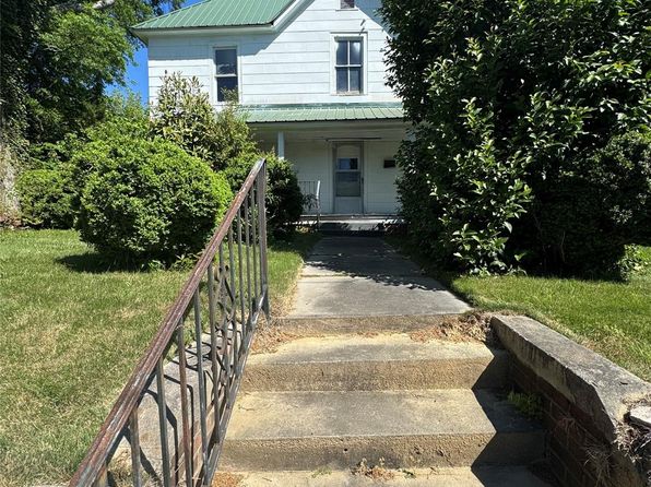 723 Pee Dee Ave, Albemarle, NC 28001