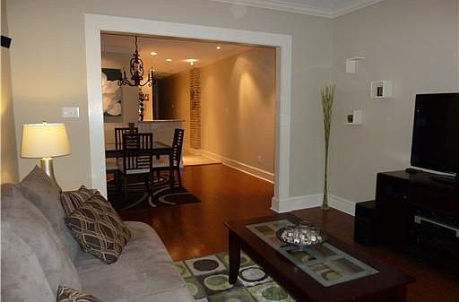3rd image of 5557 Rosemary Pl