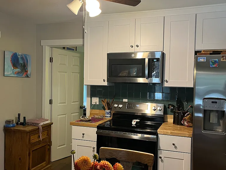 9041 N Saint Vrain Dr — Photo 2