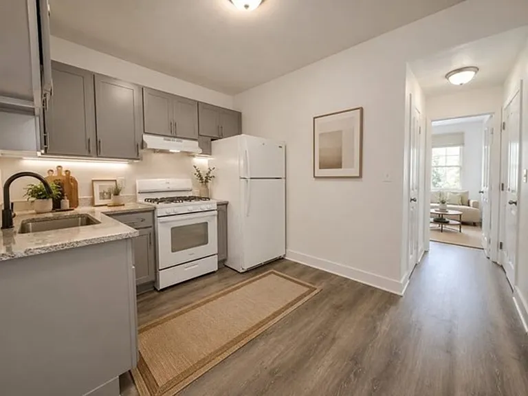 128 Shawmut St — Photo 3