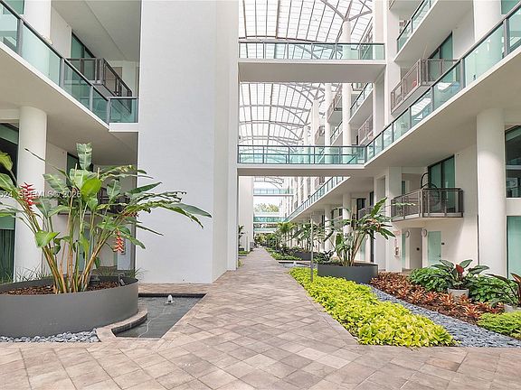 2nd image of 6000 Collins Ave APT 527