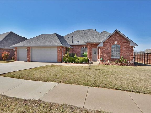 2nd image of 2213 Wheaton Dr
