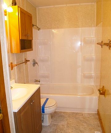 3rd image of 22431 Strassburg Ave