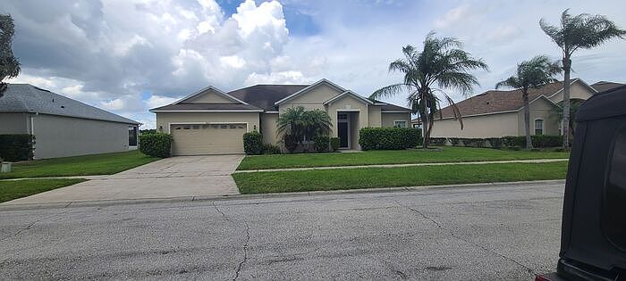 1st image of 3817 Swallowtail Ln