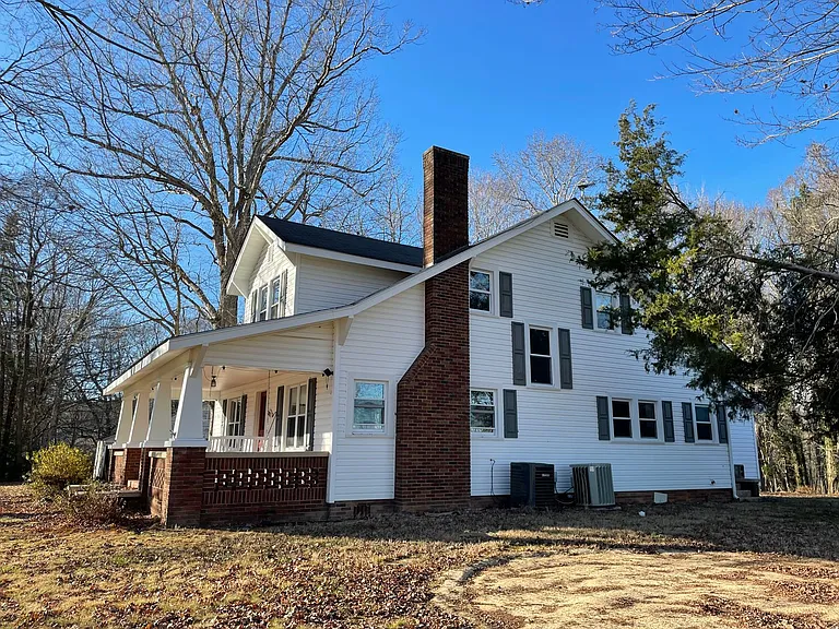 2181 Mamie May Rd — Photo 4