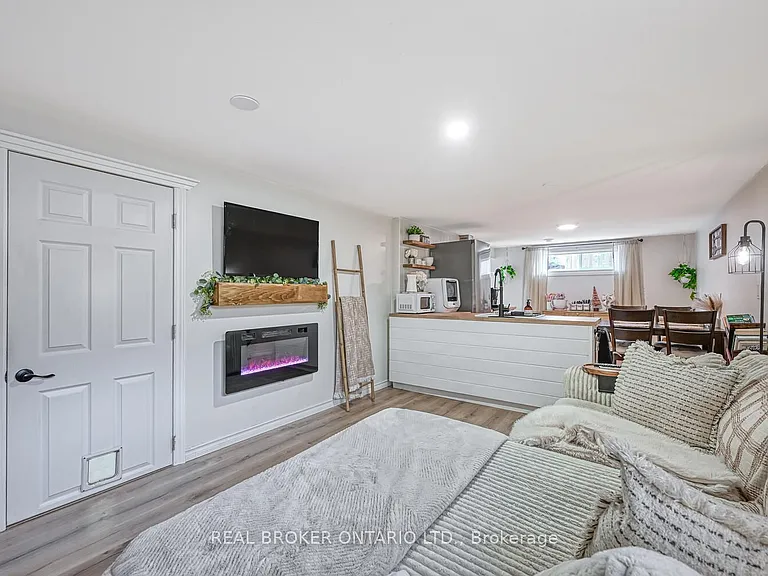840 Macodrum Dr #LOWER — Photo 7