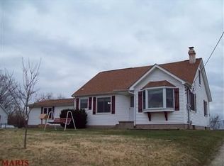 4036 Old 100 Spur, Villa Ridge, MO 63089