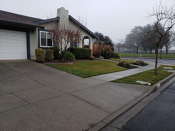 3rd image of 3316 Covey Ct