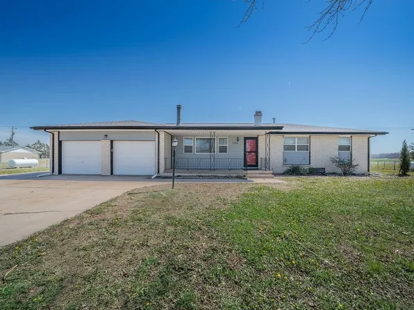 1902 N Marksdale Ave, Goddard, KS 67052