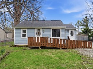 1028 Carlton Dr, Milan, MI 48160