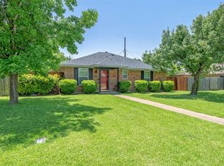 1602 Fairfield Cir, Sanger, TX 76266