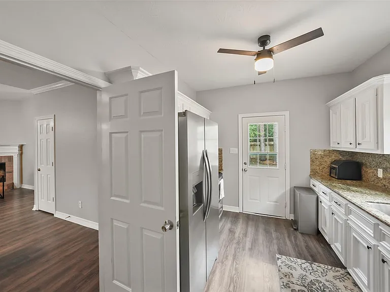 11307 Alcott Dr — Photo 9