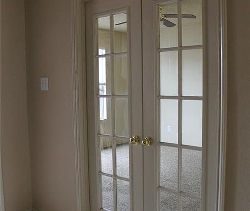 5th image of 4601 Wedgewood Dr