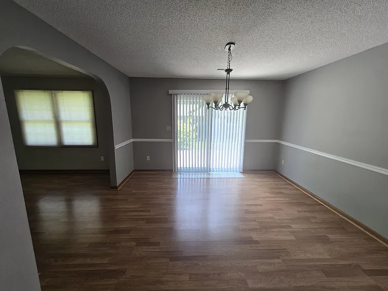3700 Falmouth Dr — Photo 4