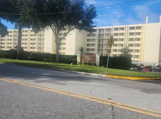 700 Mirror Ter NW APT 203, Winter Haven, FL 33881