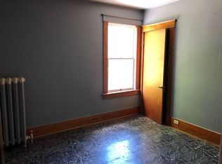 5 Elizabeth St, Amsterdam, NY 12010