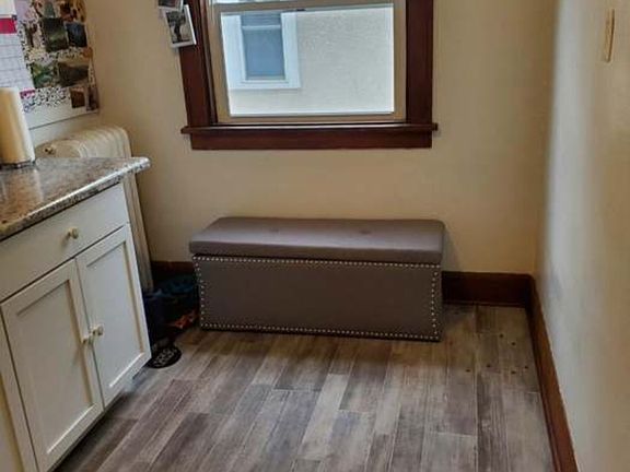 4th image of 4109 Cedar Ave S #1