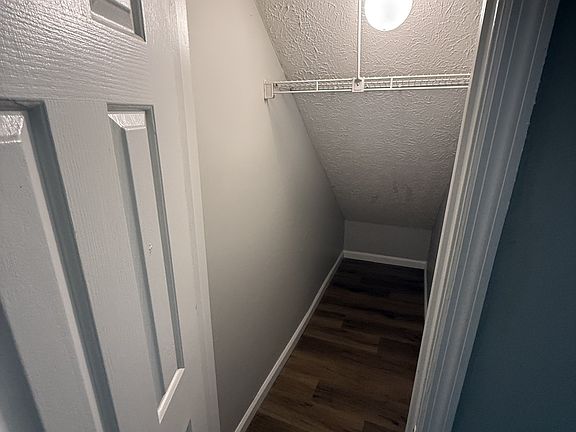 4th image of 418 Jason Dr #403