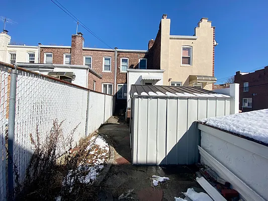 Sold by Remax Edge | media 19