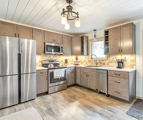 2 bed, 768 sqft, $2,200 — Photo 4