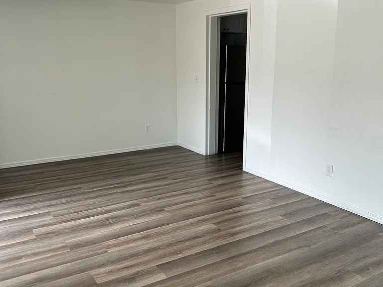 242 E Center St S #242 — Photo 5