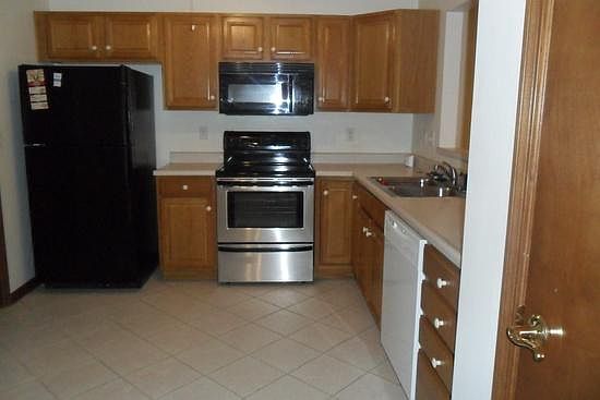 3rd image of 8-10 Micaela Ct