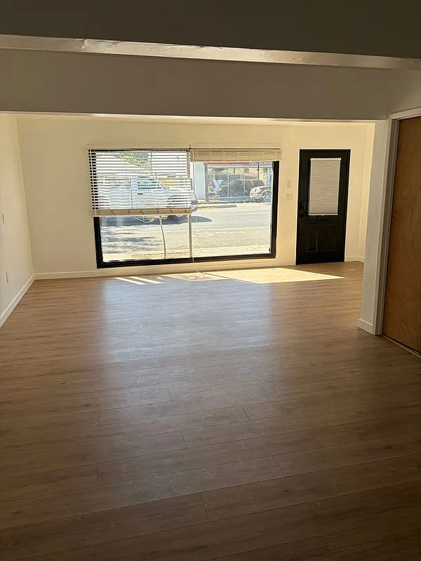 Studio, 1.0 bath, 880 sqft, $1,650 — Photo 1