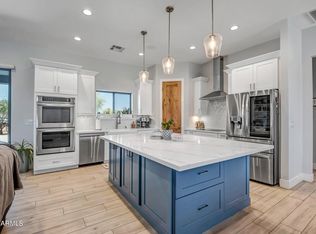 1105 E Desert Hills Estate Dr, Phoenix, AZ 85086