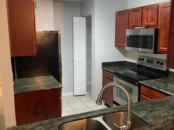 4240 Summer Landing Dr, Lakeland, FL