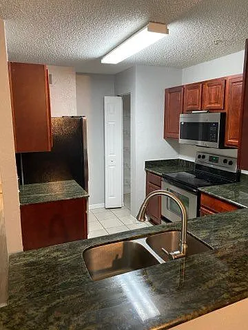 4240 Summer Landing Dr Photo 1