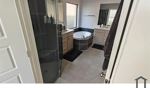 2301 Kirkstall Way — Photo 4