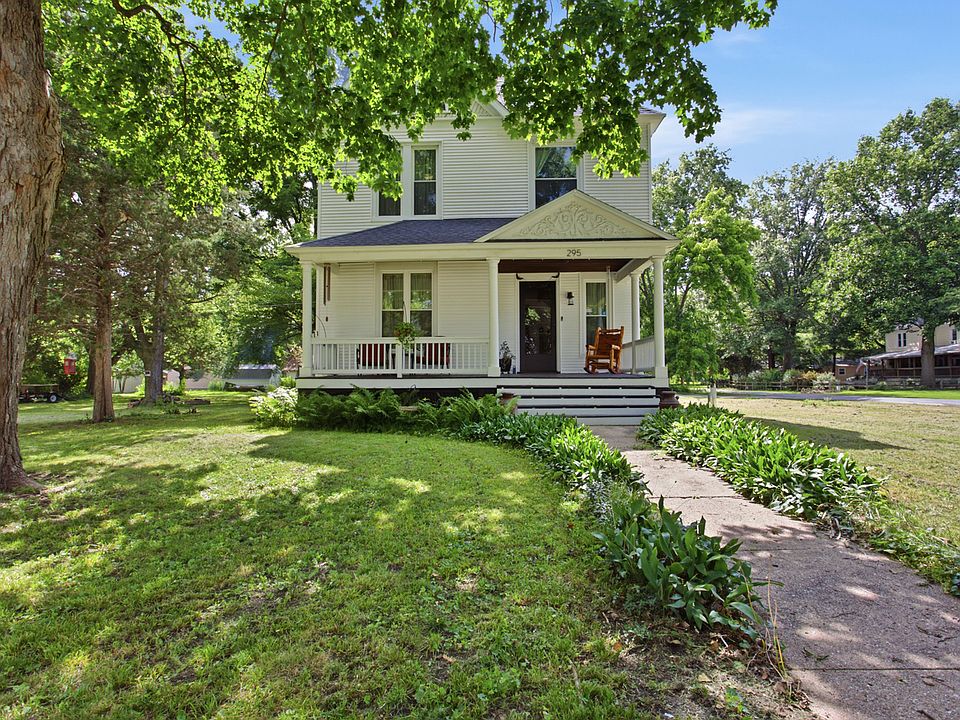 1st image of 295 N Pritchett St