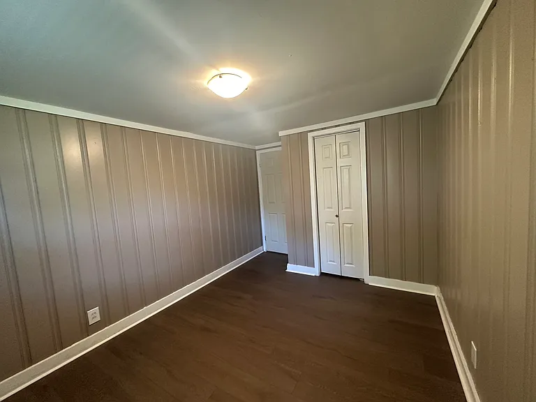 2425 Juniper St — Photo 15