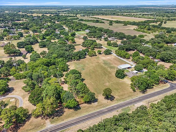 3rd image of 145 Fm 1389 N