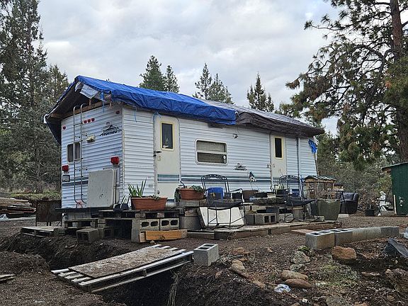 2nd image of 34008 Raccoon Ln