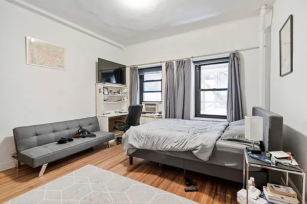 Sold by Douglas Elliman | media 12