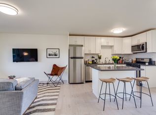 873 32nd St APT 1B, Oakland, CA 94608