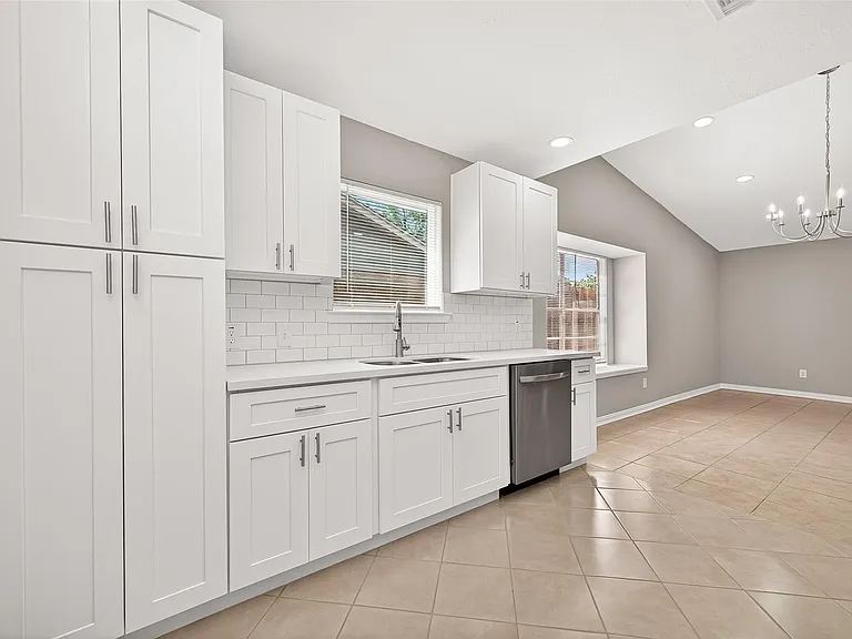 7646 Winkle Wood Ln — Photo 20