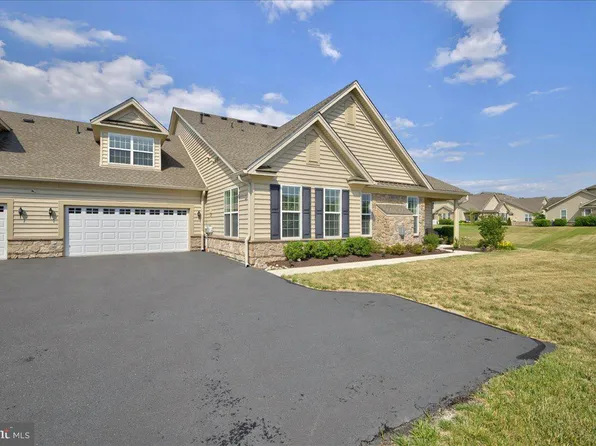 3133 Bushwood Dr, Perkasie, PA 18944