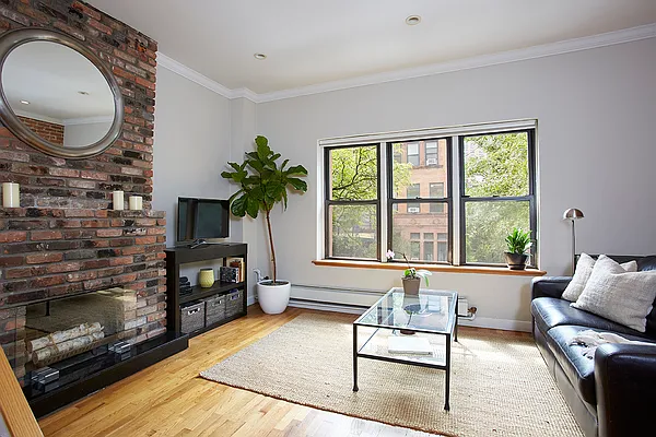 Sold by Compass | media 1