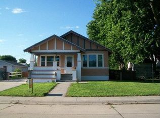 407 E Oklahoma Ave, Grand Island, NE 68801