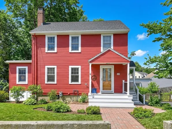 49 Pond St, Westwood, MA 02090