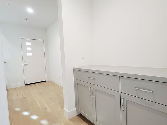 hallway 1st floor facing entrance door